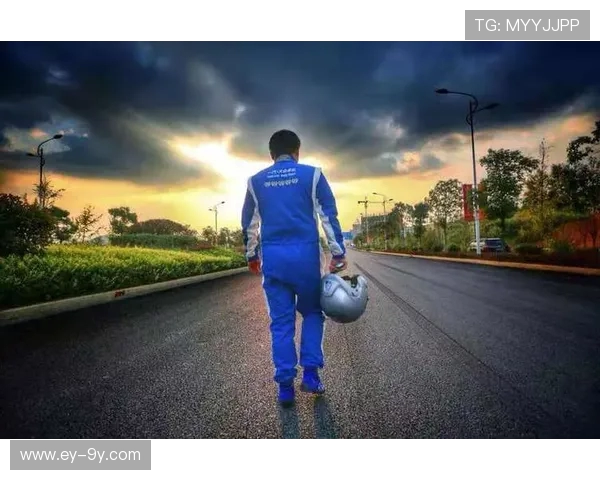 揭秘成为职业足球球员背后的艰辛与坚持到底的真实挑战漫长历程路